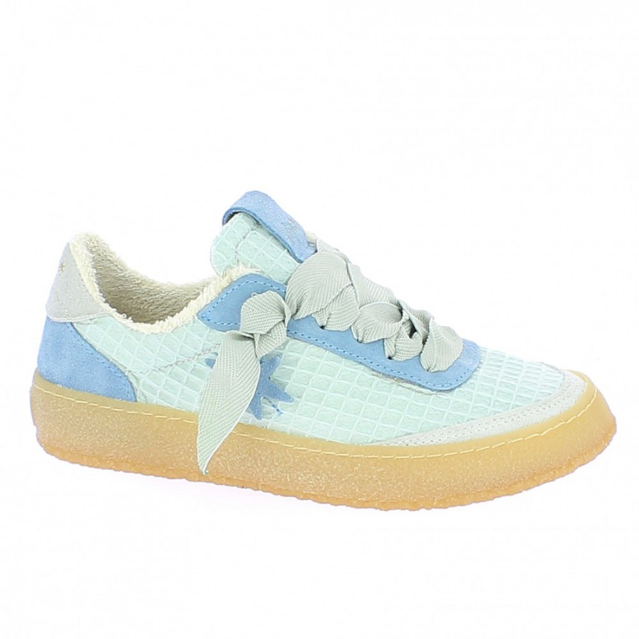 Stride 102 Sky